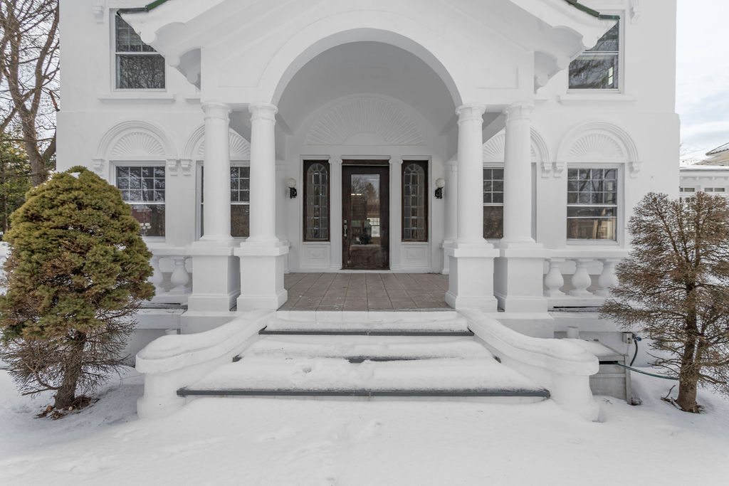 Exterior-6379