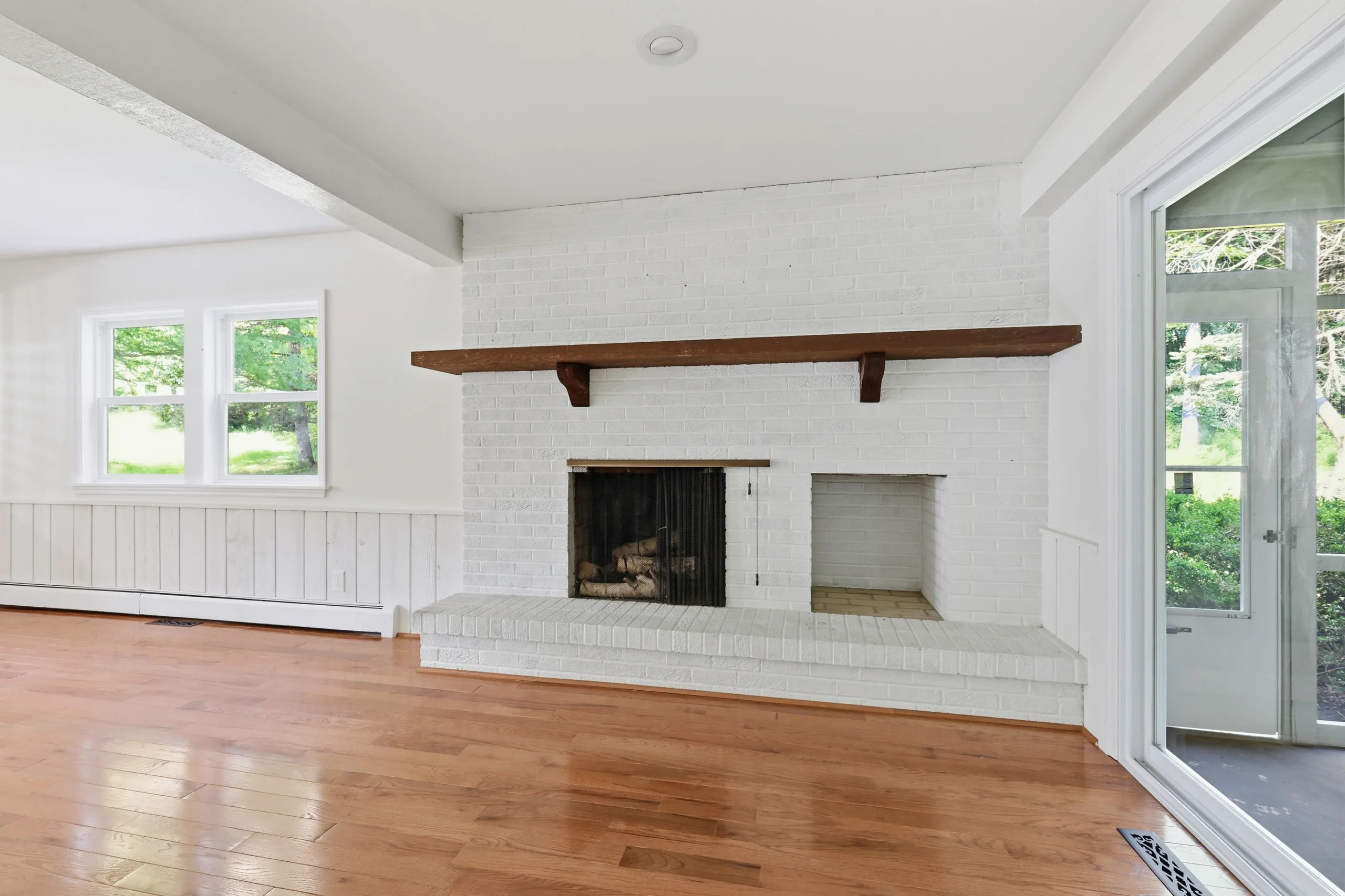 Interior-7858
